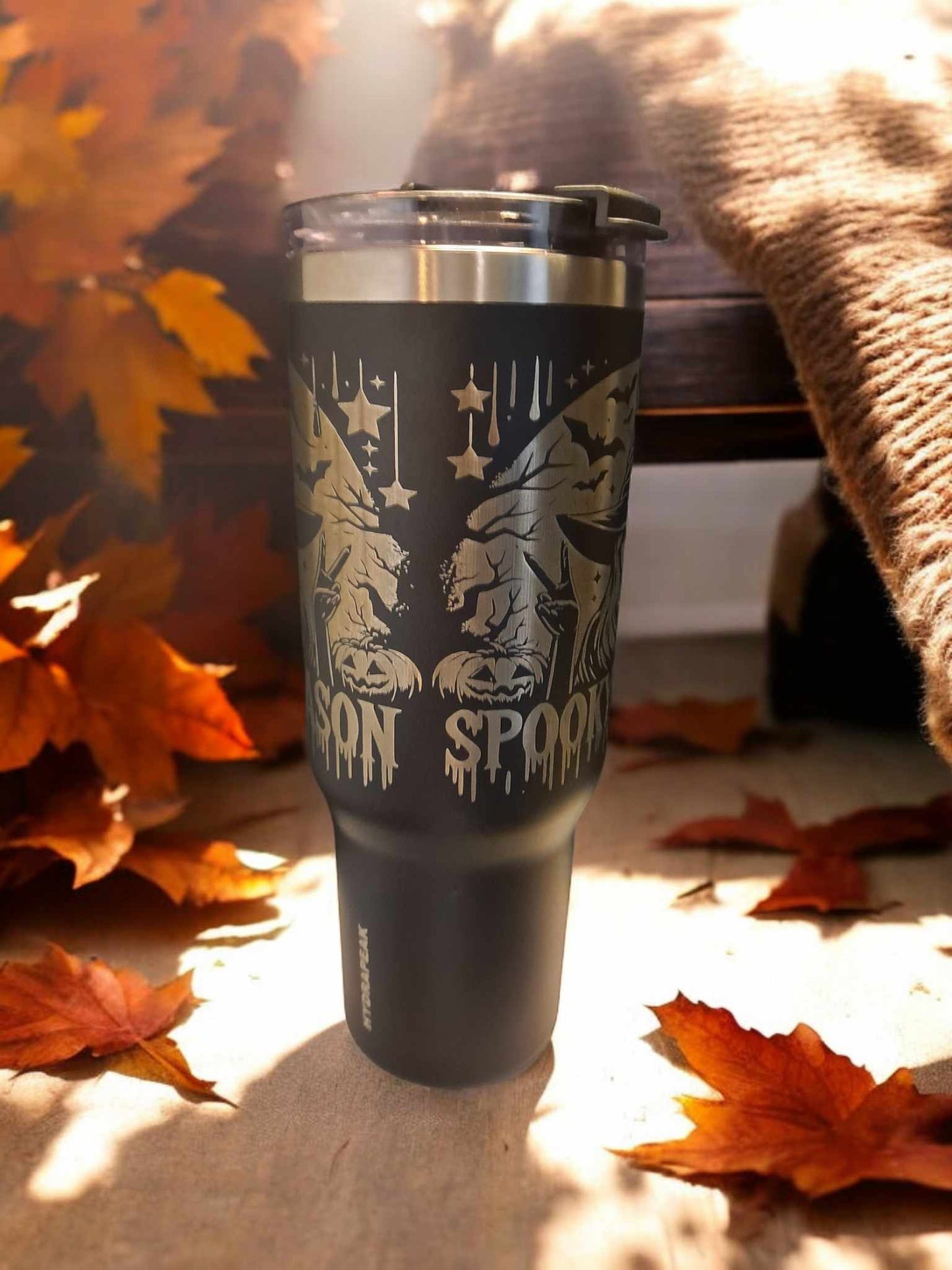 Custom Engraved Halloween Themed Hydrapeak Voyager 32 oz Classics Tumbler